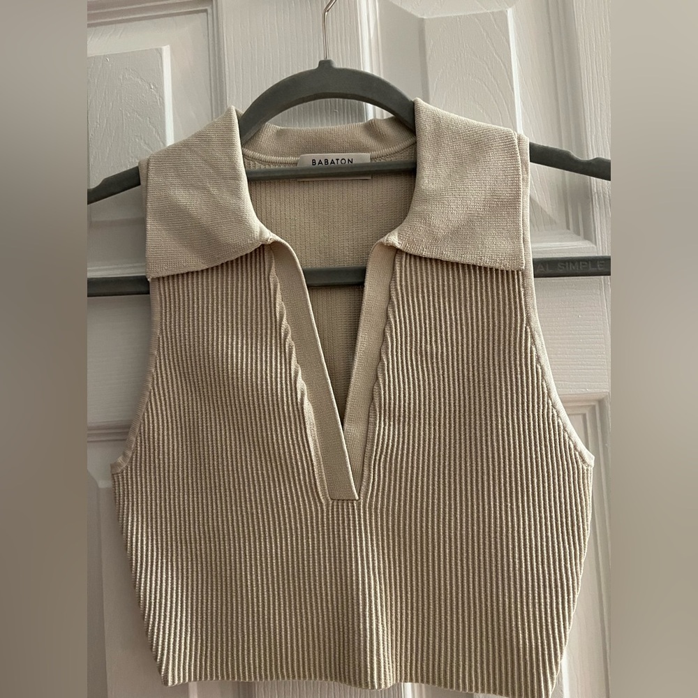 Aritzia - Babaton top